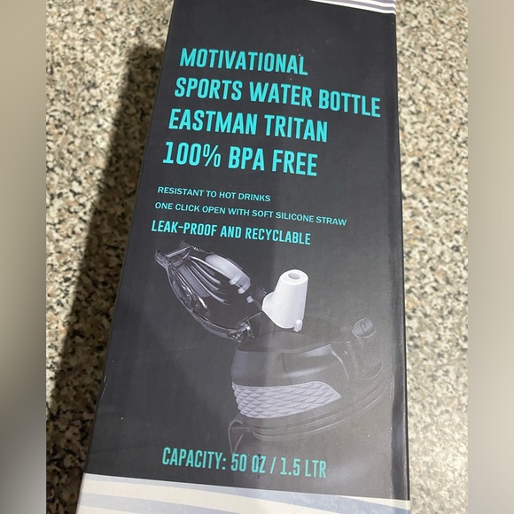 New in box, KFocus 50 oz Motivational Water Bottle with Time Marker - Picture 4 of 6